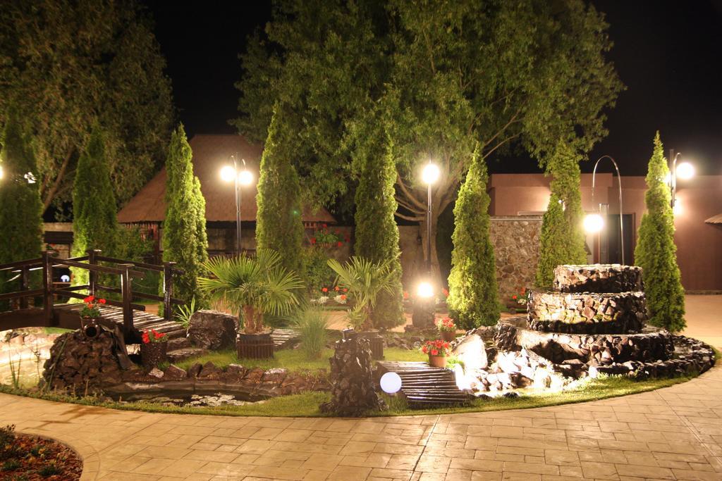 Rixo'S Guesthouse Circea Exterior photo