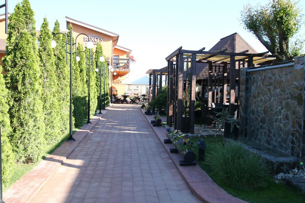 Rixo'S Guesthouse Circea Exterior photo