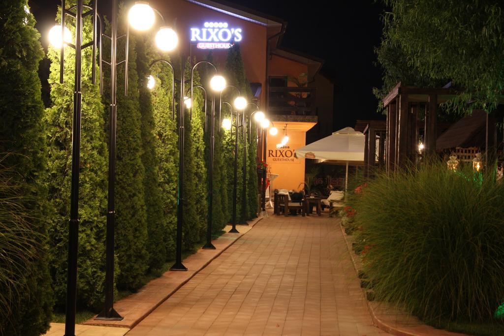 Rixo'S Guesthouse Circea Exterior photo